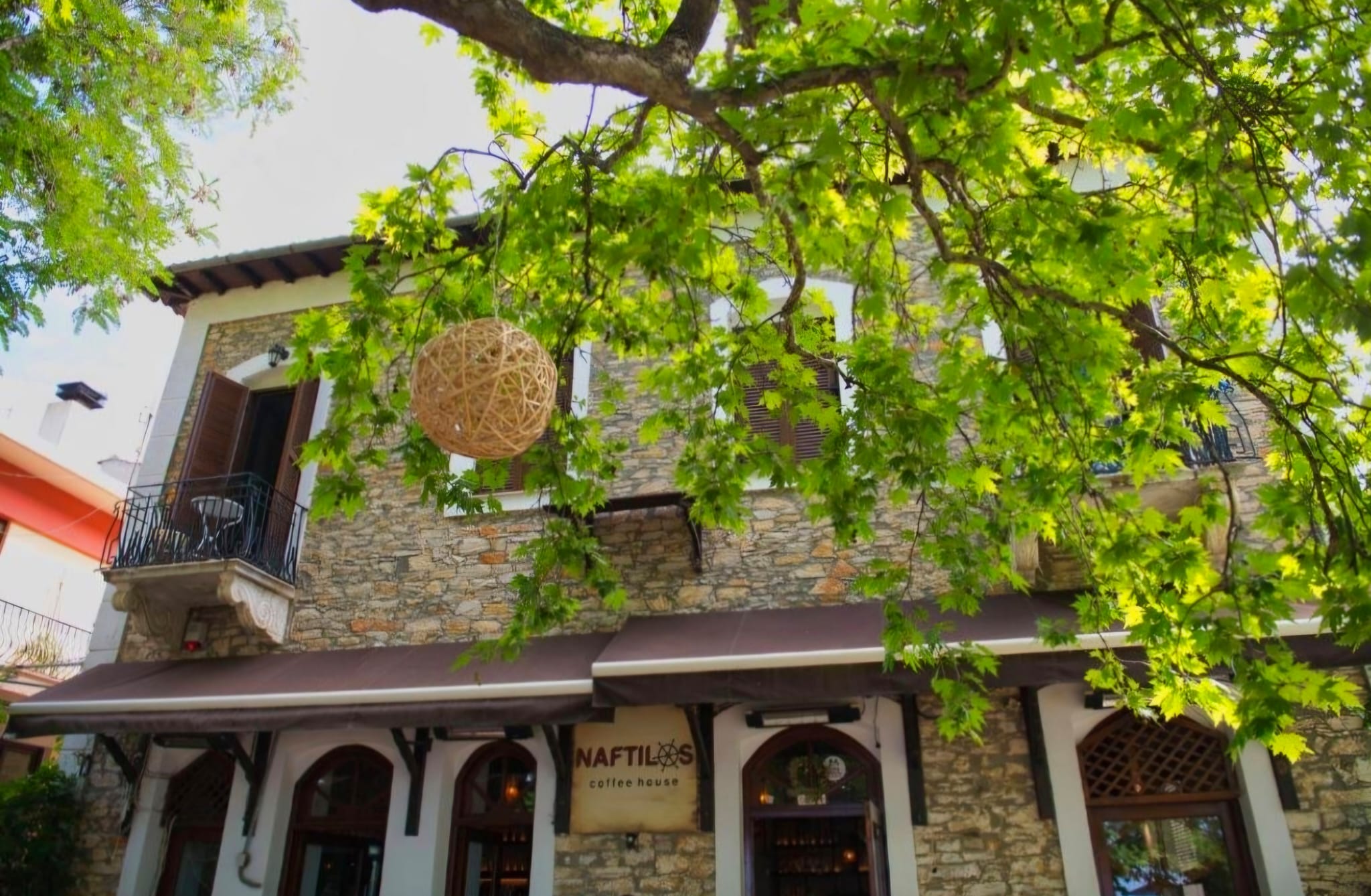 Naftilos Guesthouse in Kala Nera